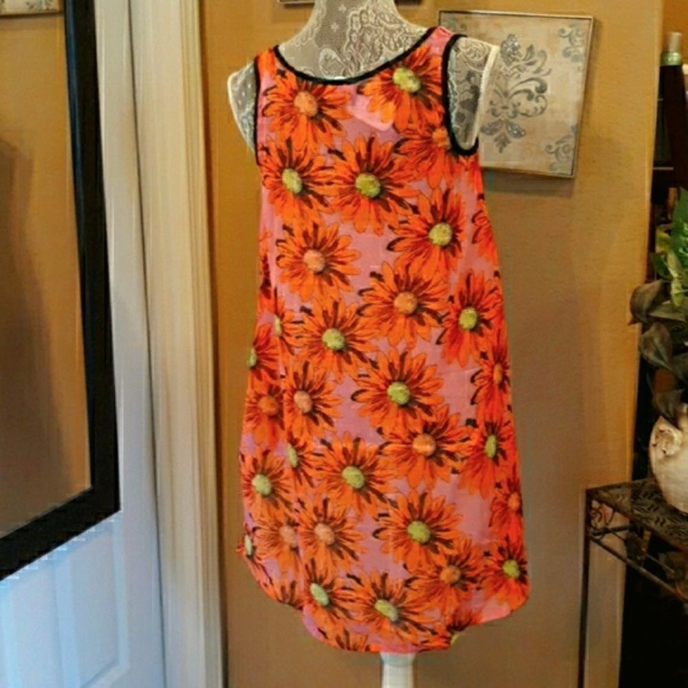 PRICE IS FIRM! BRAND NEW Angie Sleeveless Hi-Lo Tank Tops - Picture 8 of 10